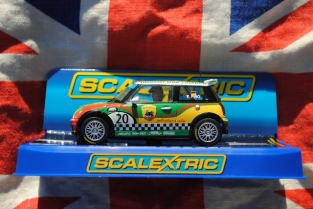 ScaleXtric C3216 MINI COOPER S ARDEN RACING